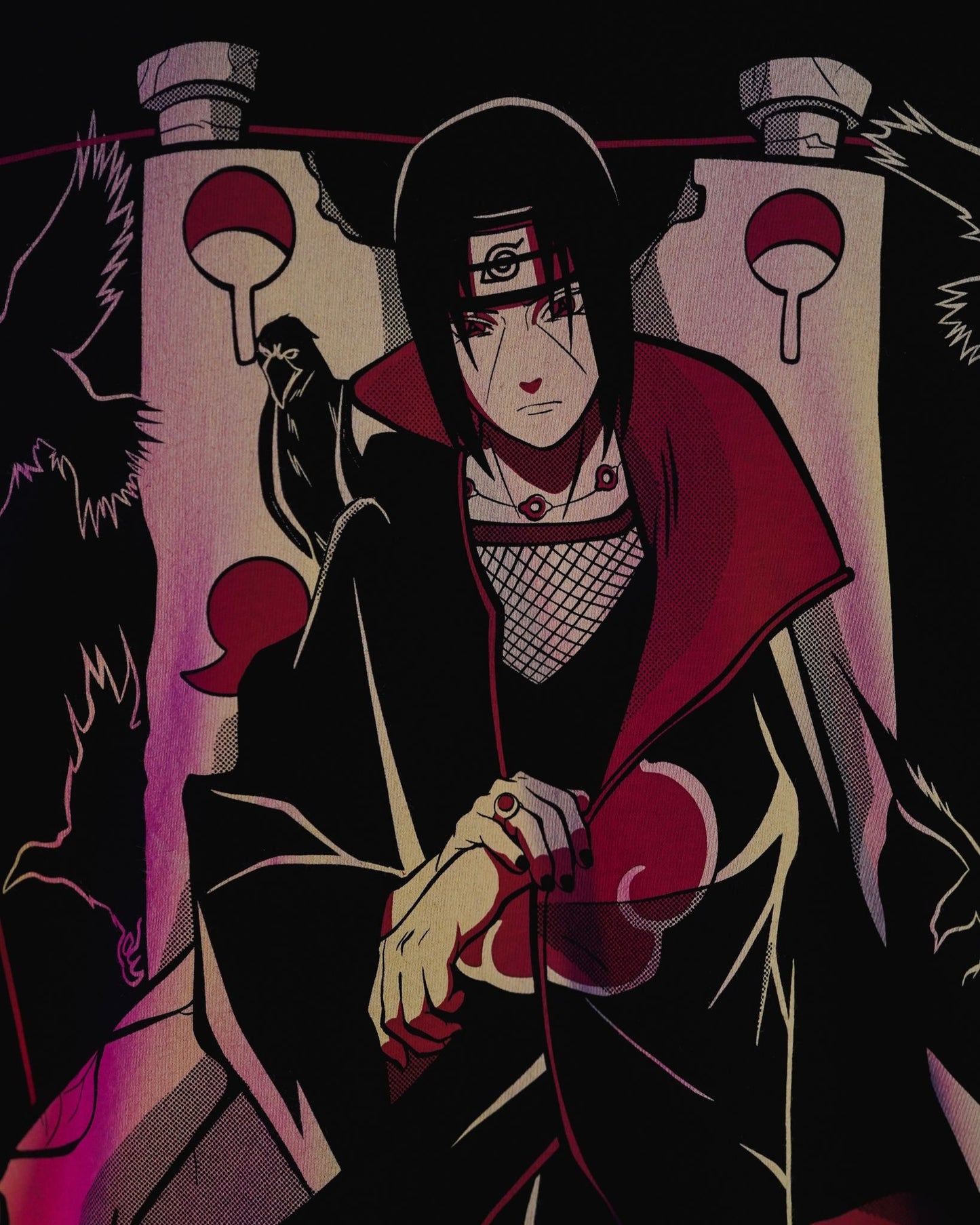 T-Shirt preta Uchiha Itachi